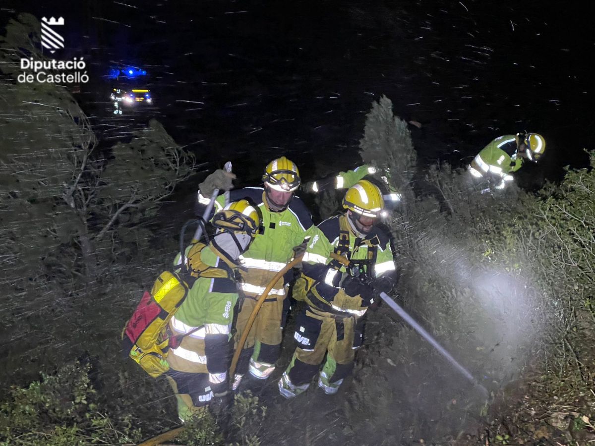 bomberos Incendio en el Bartolo de Benicàssim 5