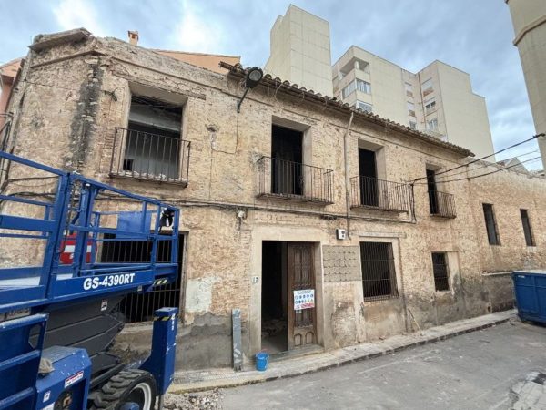 L’Alcora inicia la construcción de su Casa de la Cultura