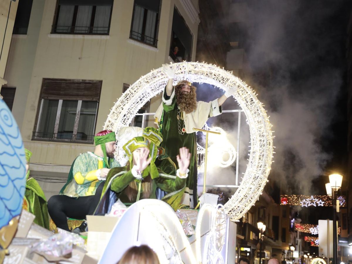 La Cabalgata de los Reyes Magos llena de magia Castellón