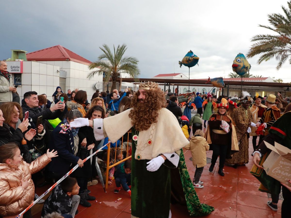 Los Reyes Magos desembarcan en el Grao de Castellón