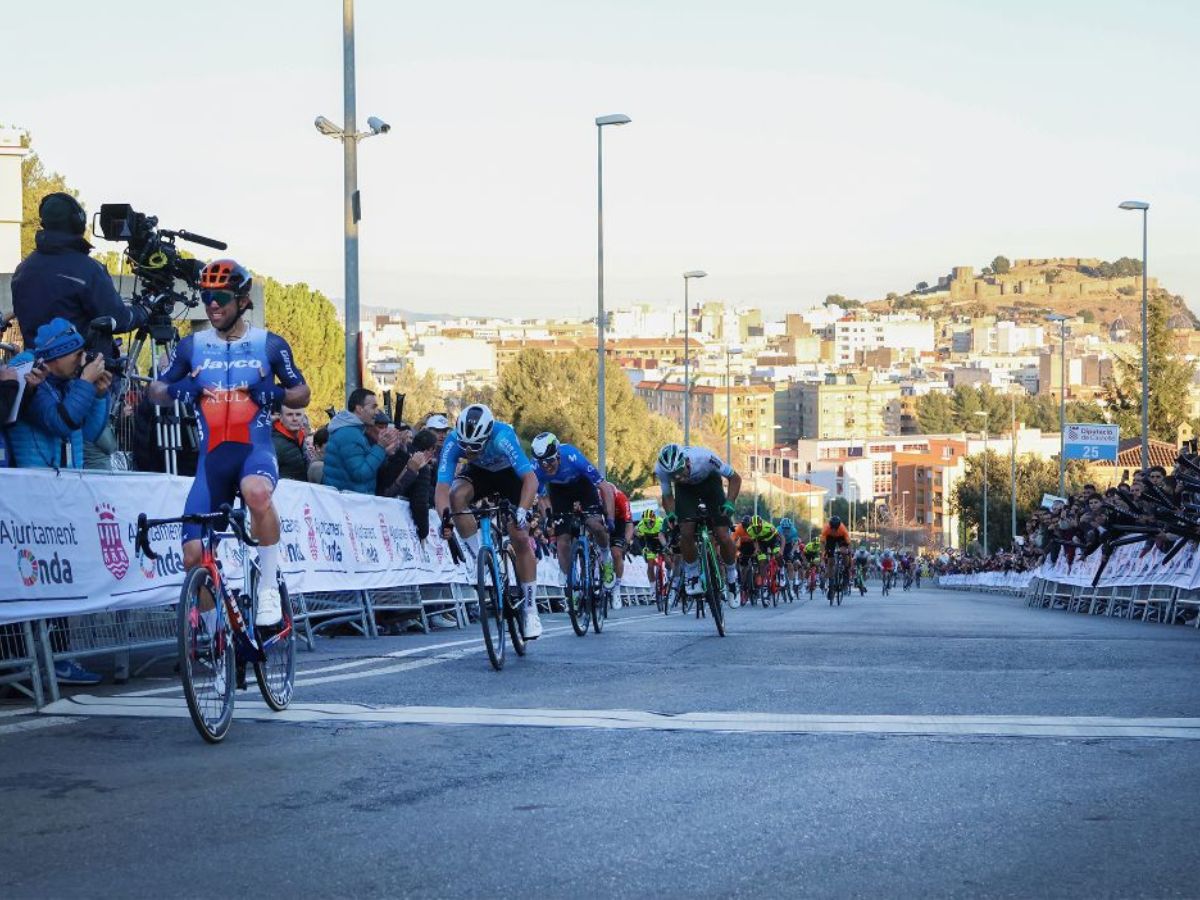 Miles de aficionados disfrutan en Onda del GP Ruta de la Cerámica