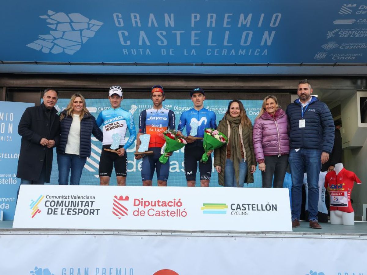 Miles de aficionados disfrutan en Onda del GP Ruta de la Cerámica