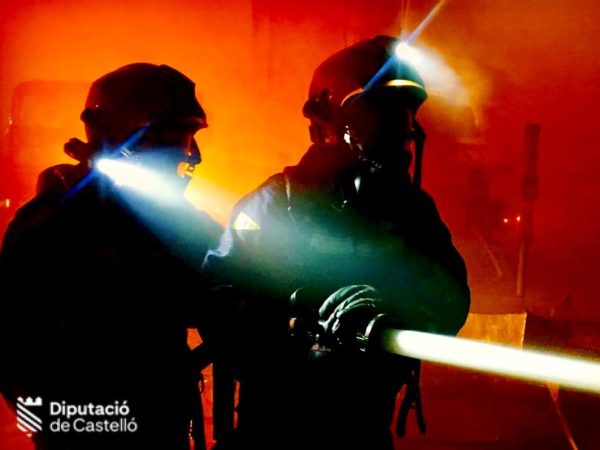 Movilizados bomberos por incendio en una vivienda de Benicàssim