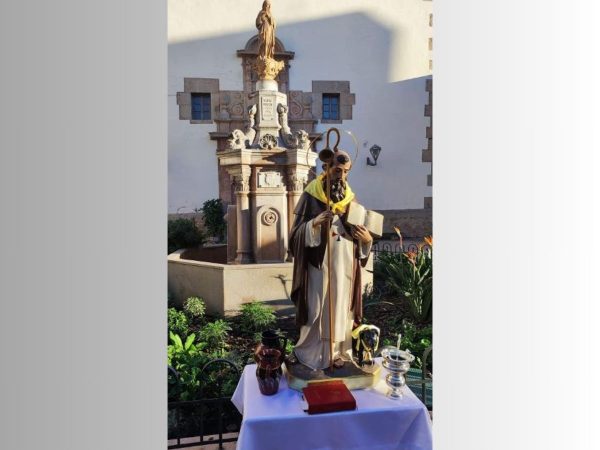 Sant Antoni en Moncofa con bendición de animales y ‘rotllets’