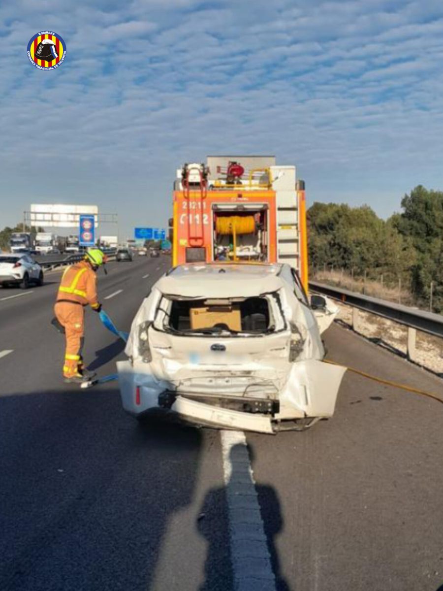 A-7  Paterna Un herido en un accidente múltiple 4