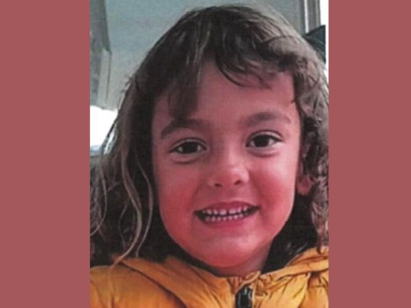 Desaparecida en Cullera la niña de 6 años Agatha Parmantier