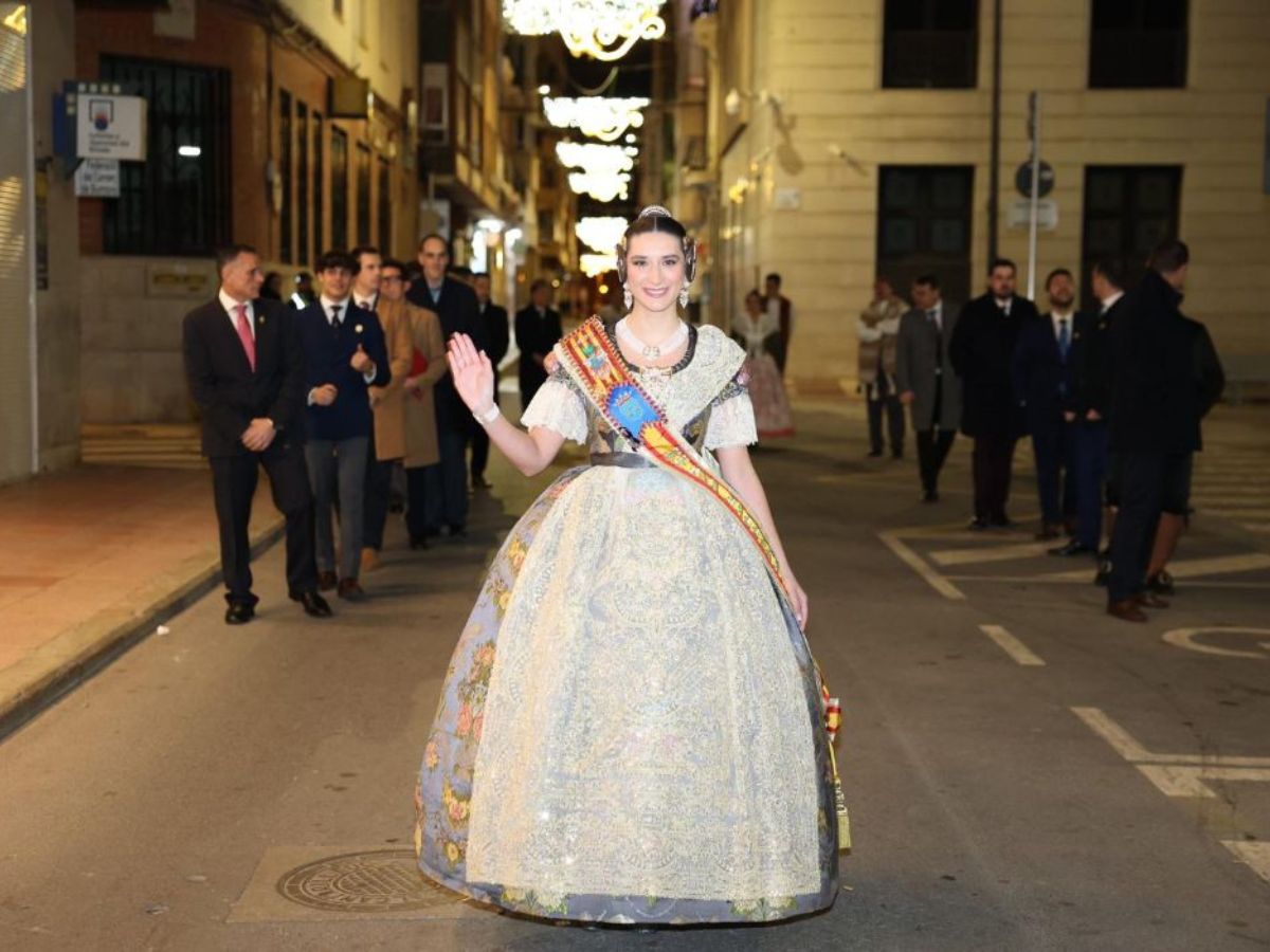 Burriana celebra la Pleitesía a la Reina Fallera 2024