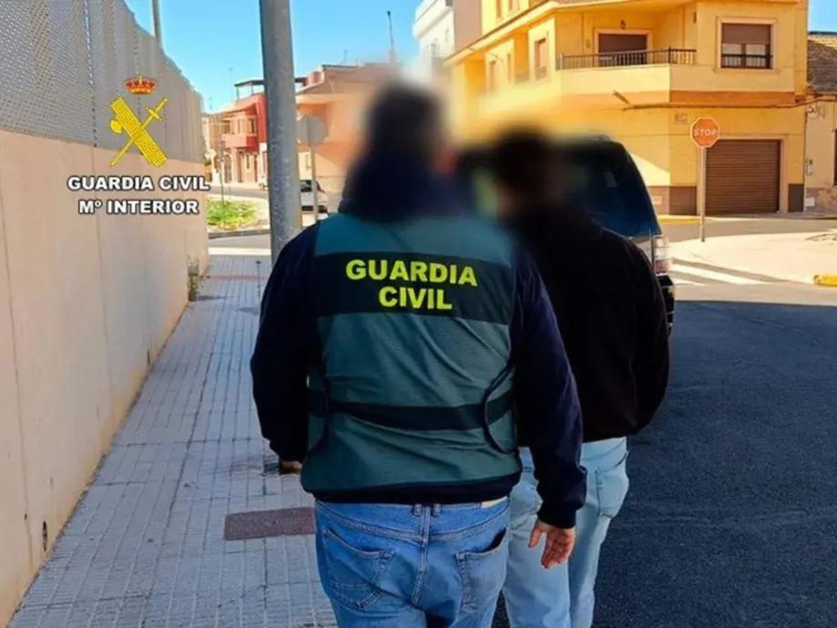 Dos menores detenidos por la muerte de su madre en Castro Urdiales