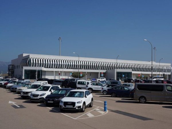 Obras en el Aeropuerto de Castellón para ampliar el parking