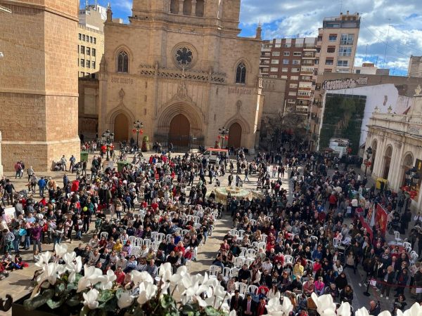 El Año Nuevo Chino llena la plaza Mayor de Castellón