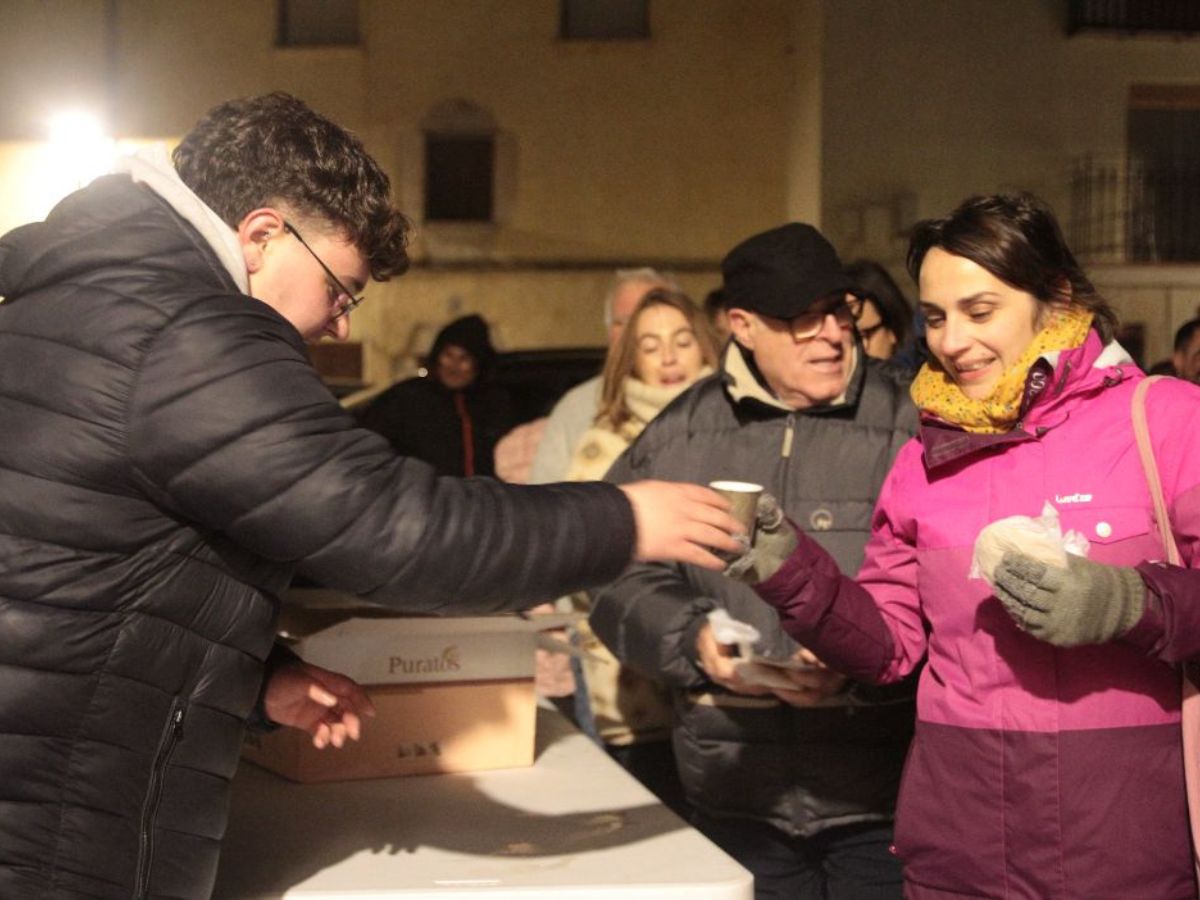 Fuego y tradición en el Sant Antoni 2024 de Ares del Maestrat