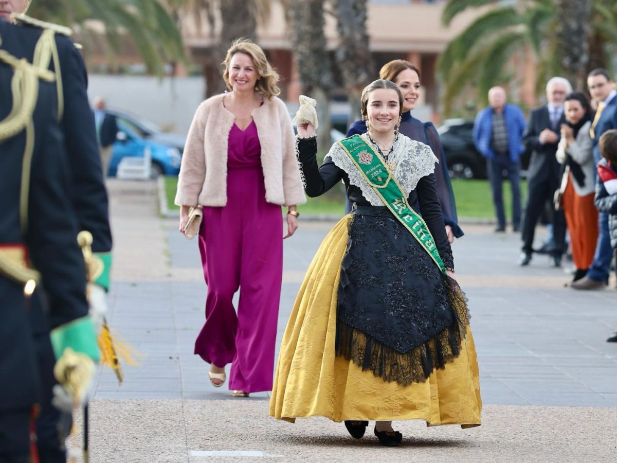 Galania a la Reina Infantil de las Fiestas de Castellón 2024 interior 4