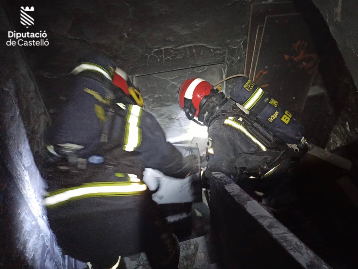 Herido grave un joven en el incendio de una vivienda en Vinaròs