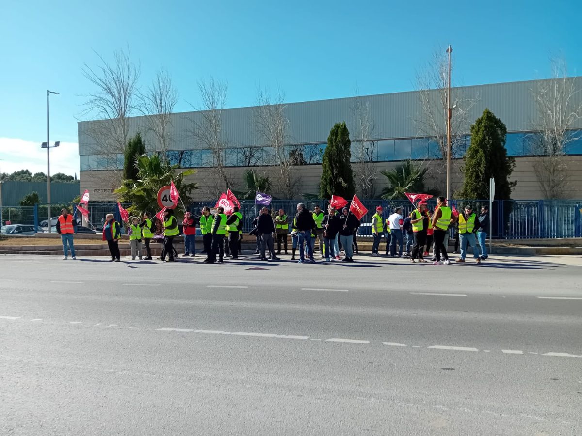 Movilizaciones y huelga por un 'Convenio de la Cerámica' en Castellón interior 2