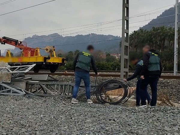 Once detenidos por el robo de 40 toneladas de cobre