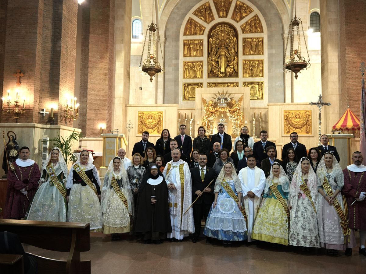 Procesión de regreso de la Mare de Déu de Gràcia i Sant Pasqual interior 7