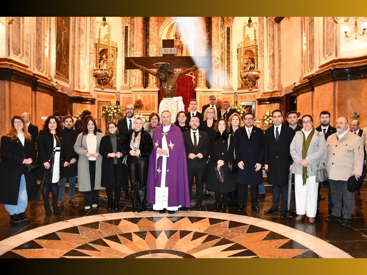 Vila-real conmemora el 'Via Crucis' con el traslado del Cristo del Hospital interior 4