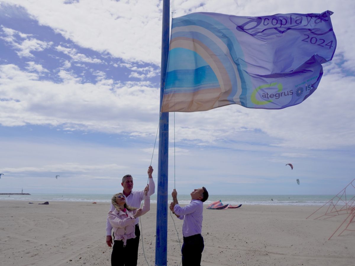 Burriana galardonada con las Banderas 'Sendero Azul' y 'ECOPLAYAS 2024' 2