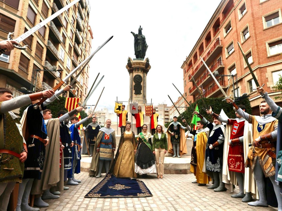 ‘Els Cavallers de la Conquesta’ rinden homenaje 2024 a Jaume I