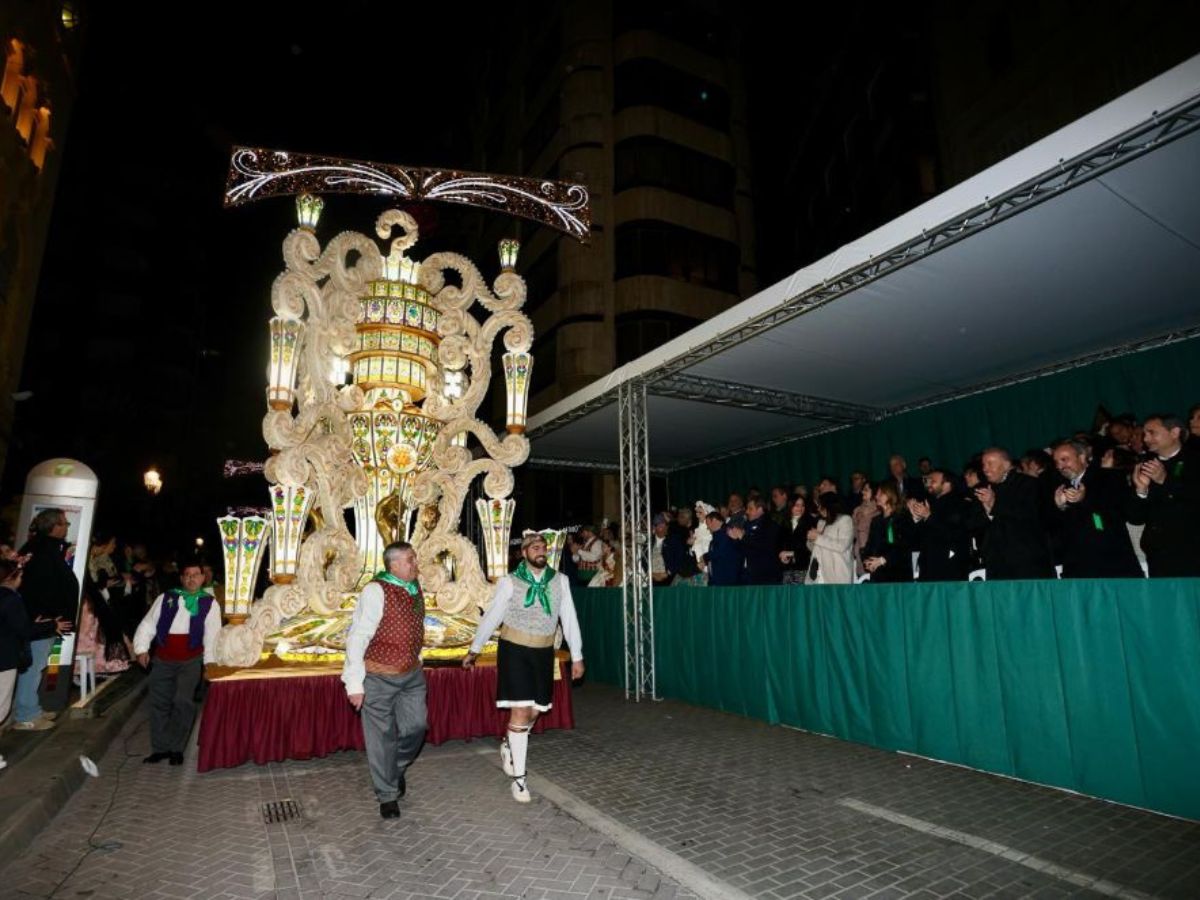 Emotiva 'Tornà de la Romeria' con desfile de Gaiatas en Castellón gaiata de la ciudad