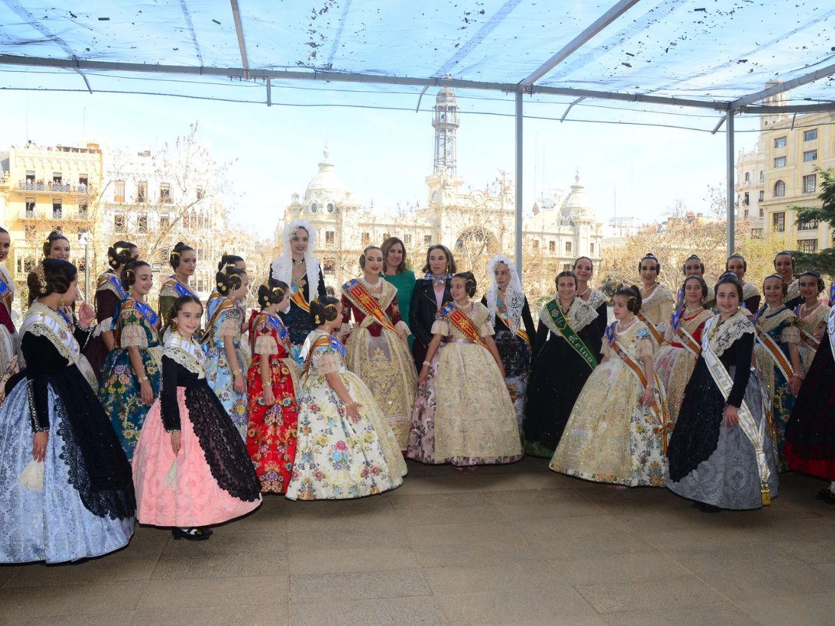 Fallas 2024: Castellón disfruta de la magia y la tradición en Valencia