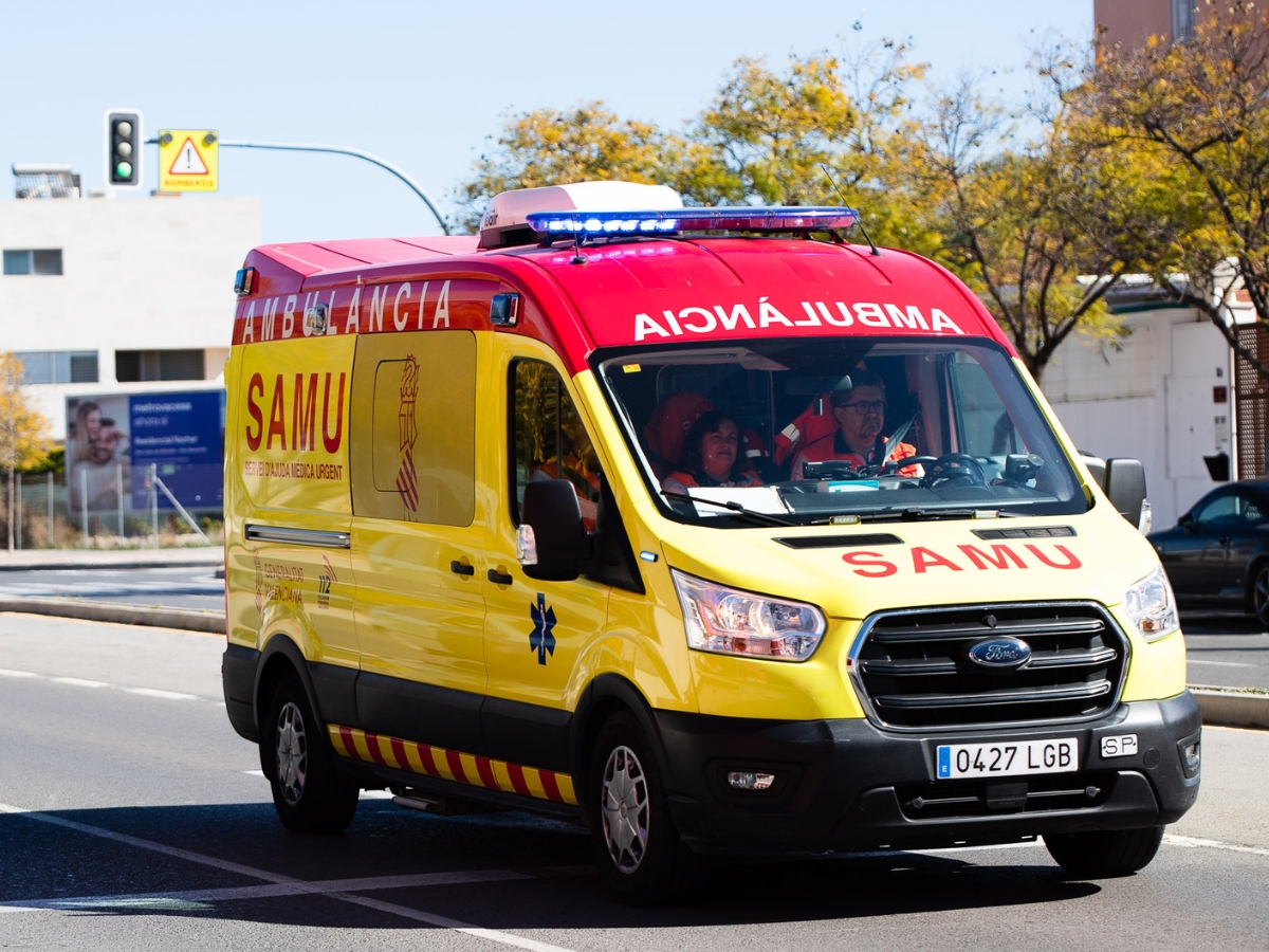 Herido en un accidente de patinete en una avenida de Castellón