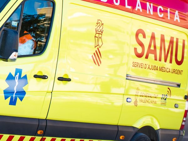 Herido tras dar vueltas de campana en la AP-7 en Oropesa