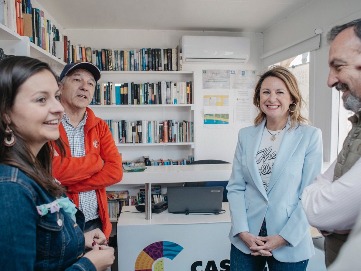 La alcaldesa de Castellón supervisa los servicios de las playas -biblioteca