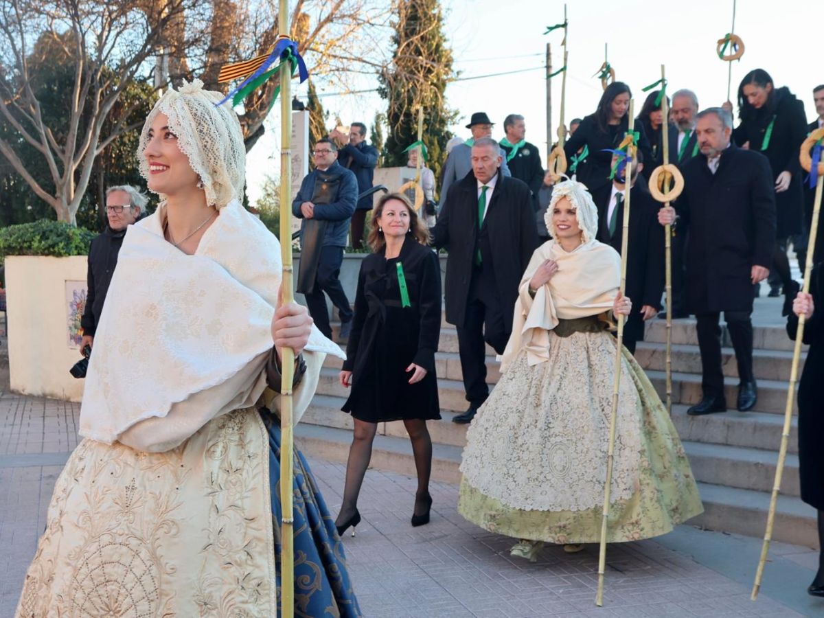 Majestuosa Tornà de la Romería con desfile de Gaiatas en Castellón 2