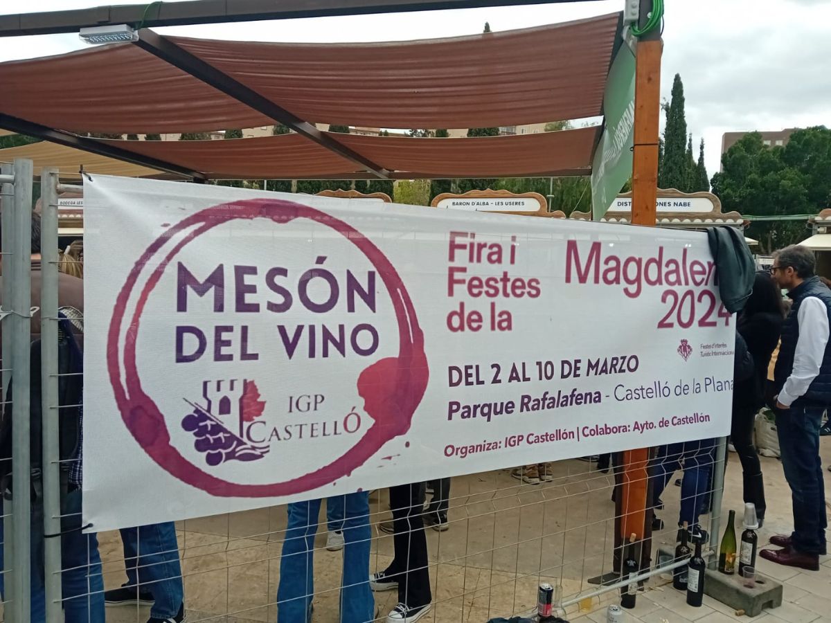 Primera 'Mascletà' y Mesón del Vino Magdalena 2024