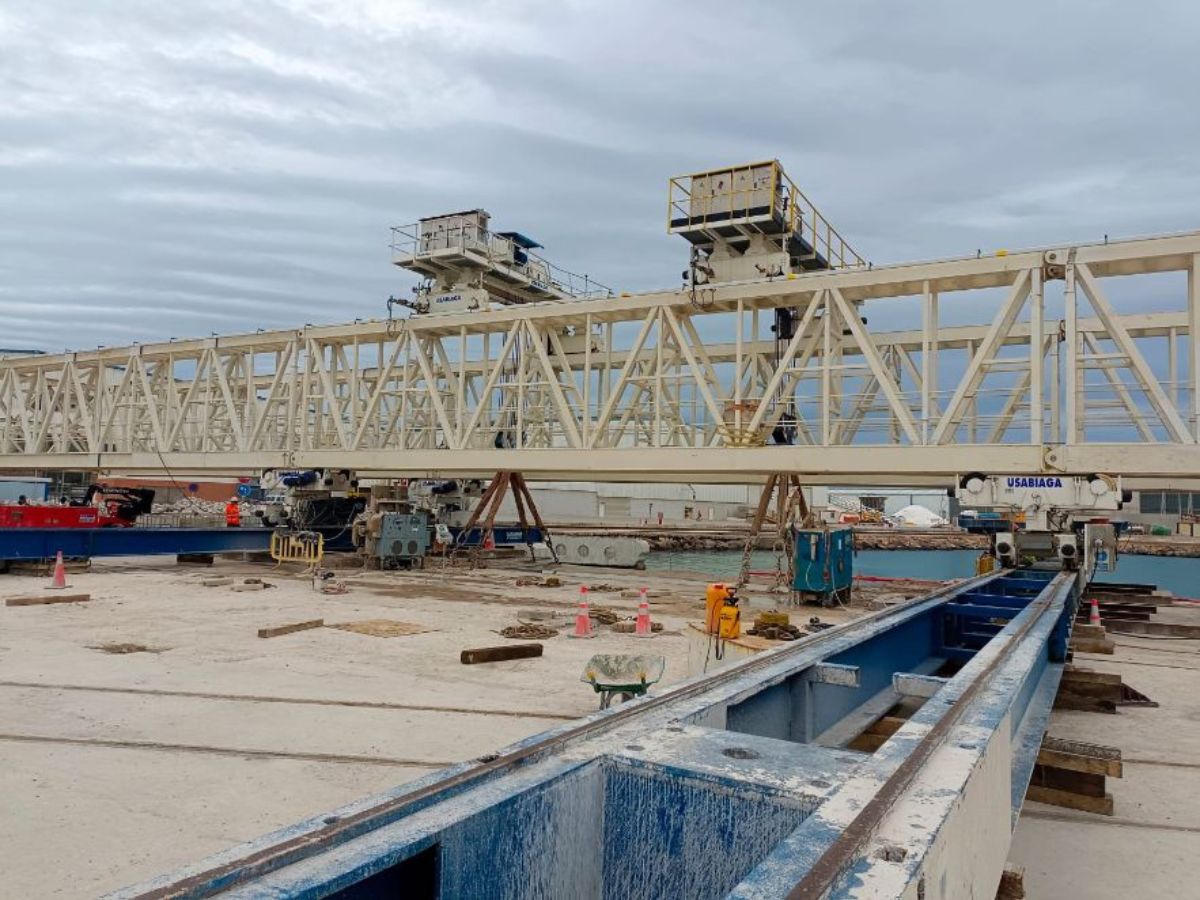 Progresan las obras del Muelle de PortCastelló tras los daños detectados