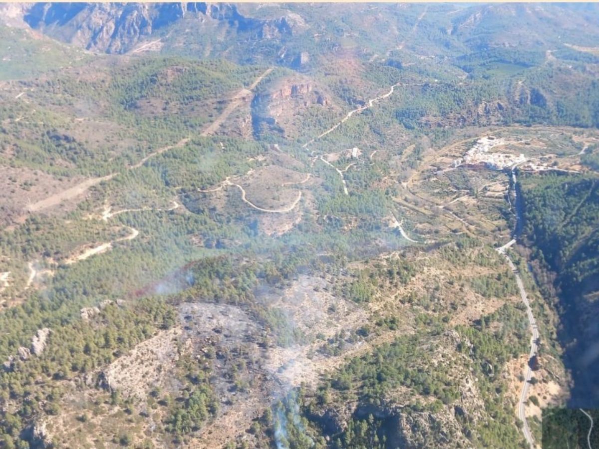 Se da por controlado el incendio de Toga