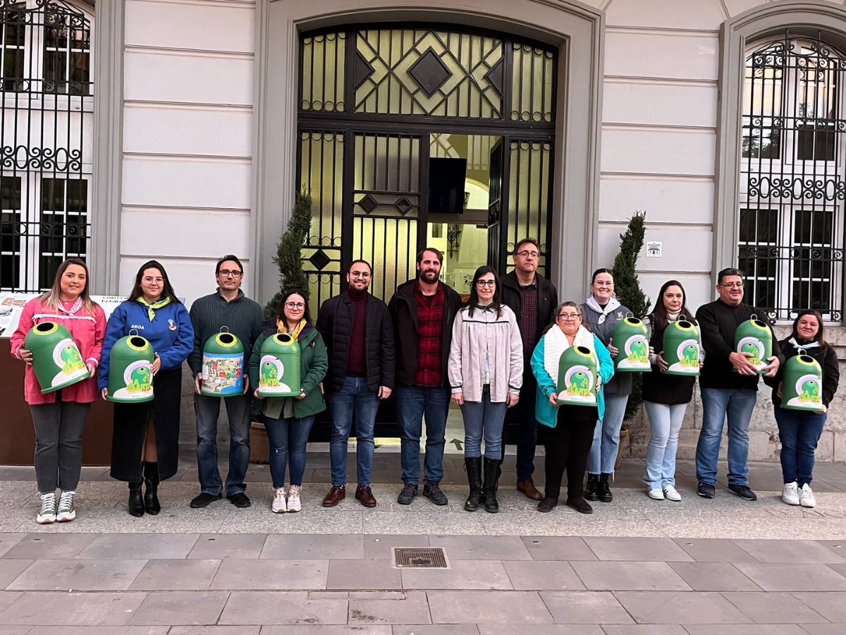 Sostenibilidad y reciclaje en 'Las Fallas 2024' de la Vall d'Uixó