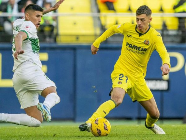 Un Villarreal B con falta acierto cae derrotado ante el Elche