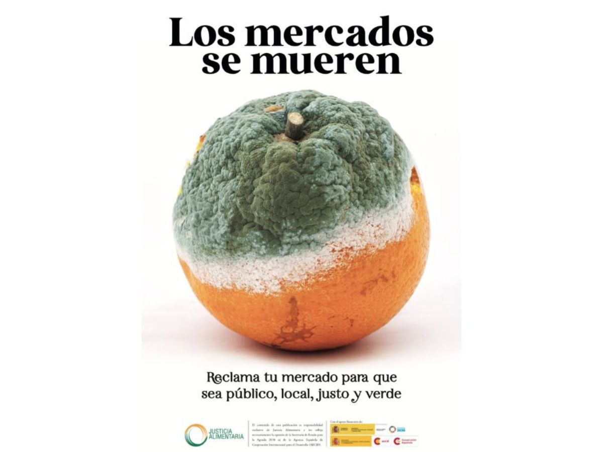 AVA-ASAJA exige la retirada de la publicidad con una naranja podrida