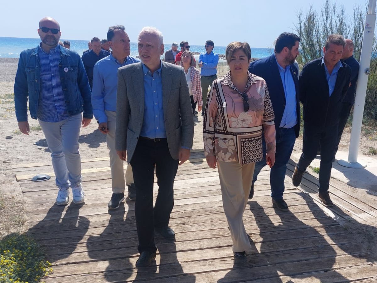 Antonia García Valls supervisa las obras en Les Marines de Nules