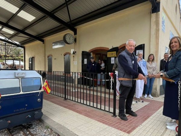 Benicàssim reúne a multitud de aficionados al modelismo tripulado