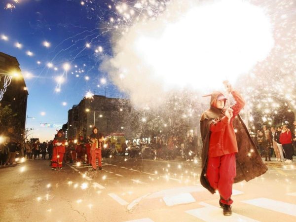 ‘Botafocs’ organiza un espectacular ‘Día del Libro 2024’ en el Grao de Castellón