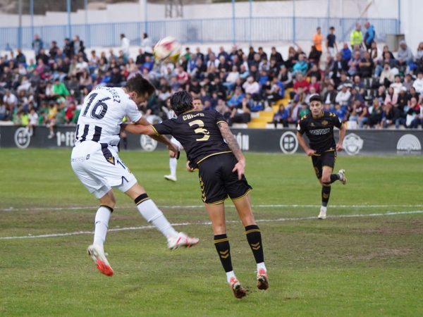 Remontada y victoria para el CD Castellón ante el Intercity