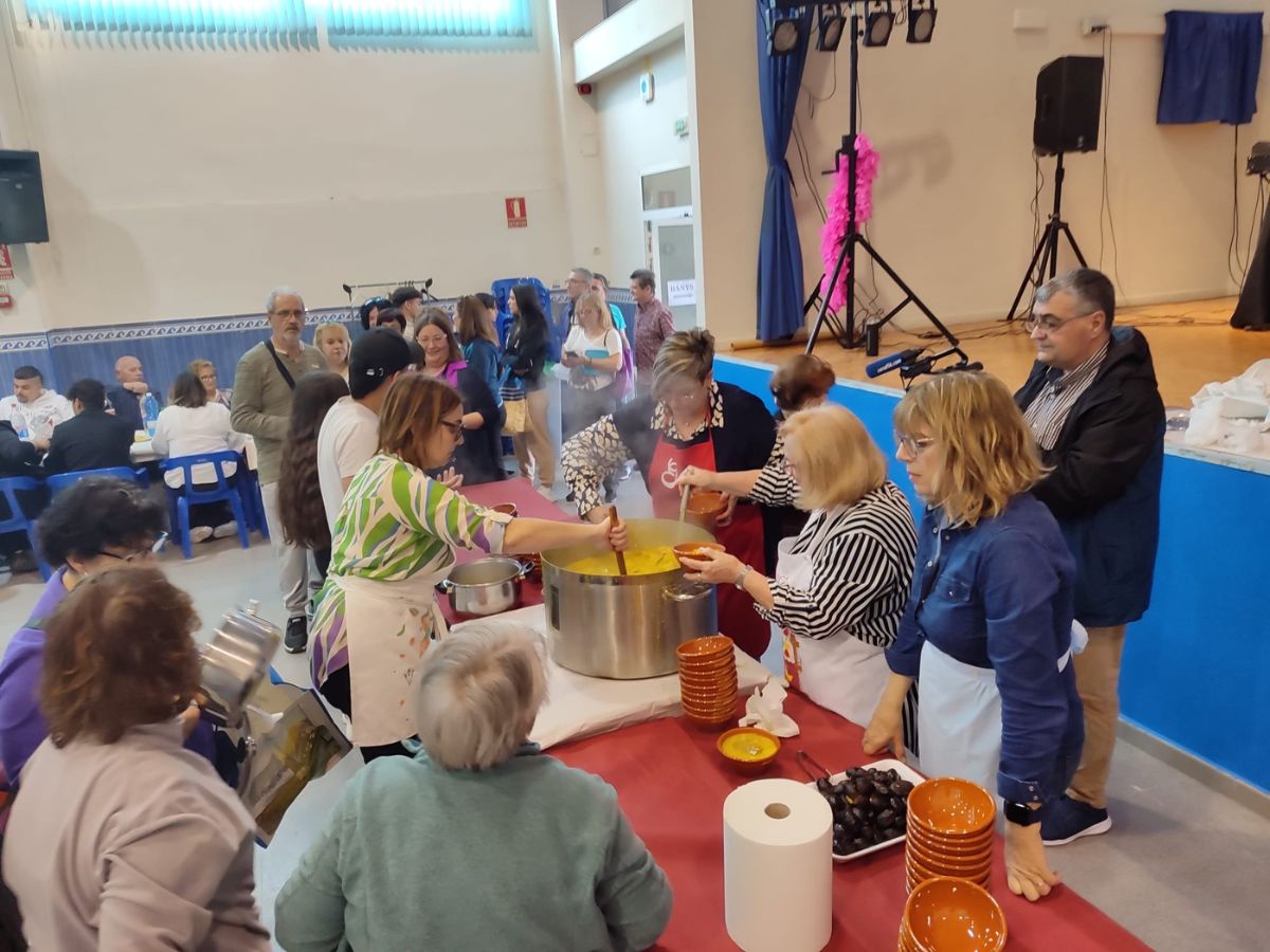 Càlig celebra Sant Vicent con música, danza y 'Olleta calijona' olleta