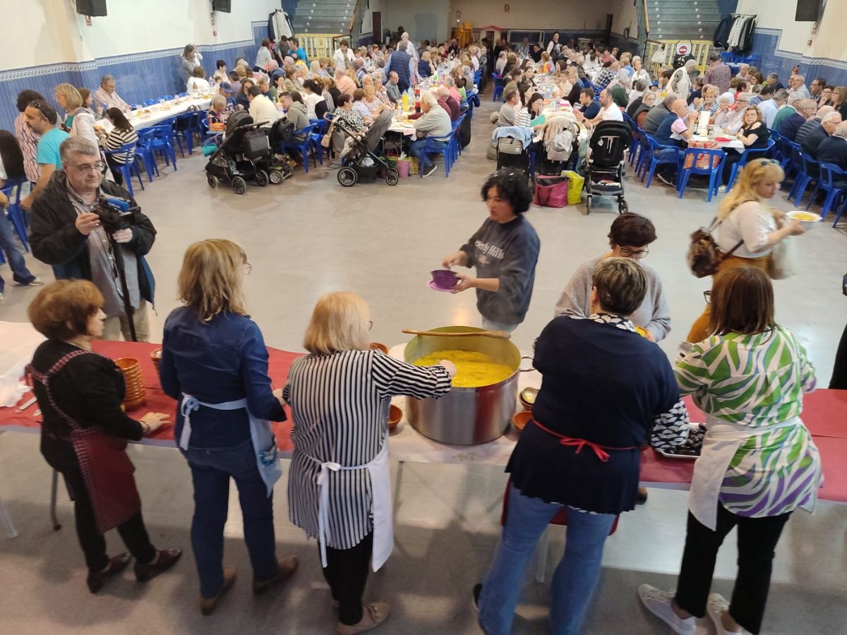 Càlig celebra Sant Vicent con música, danza y 'Olleta calijona' 