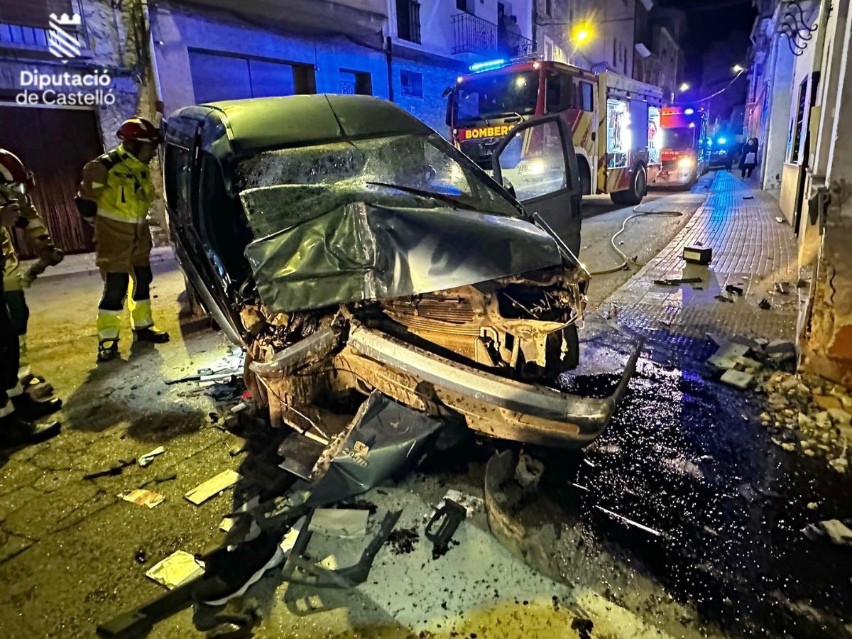 Dos fallecidos en un accidente en el casco urbano de Jérica