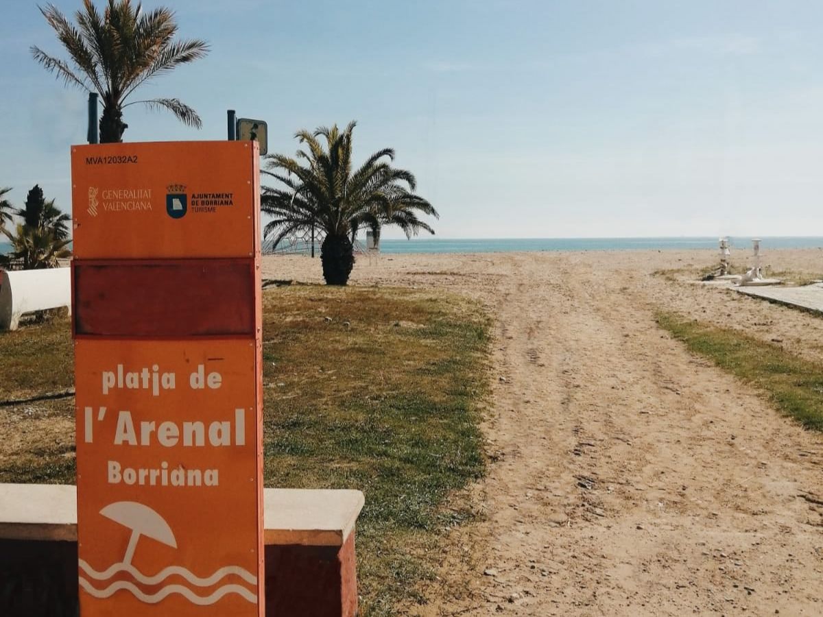 Los chiringuitos de la playa en Burriana podrán abrir seis meses