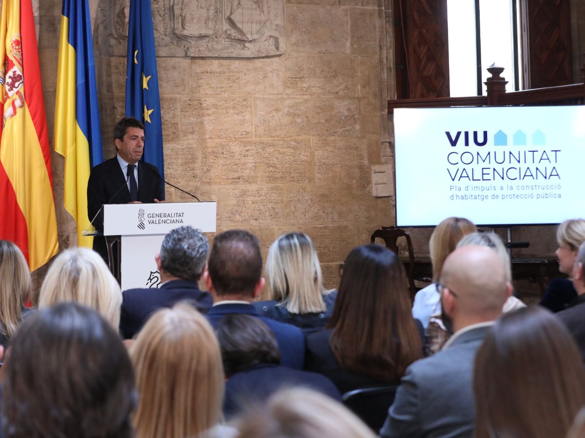 Mazón firma el plan de vivienda 'Viu Comunitat Valenciana' 3