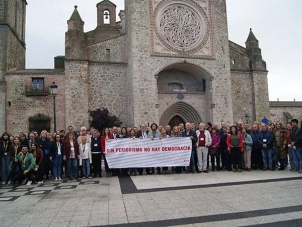 Periodistas combaten las ‘olas de desinformación’ en Talavera