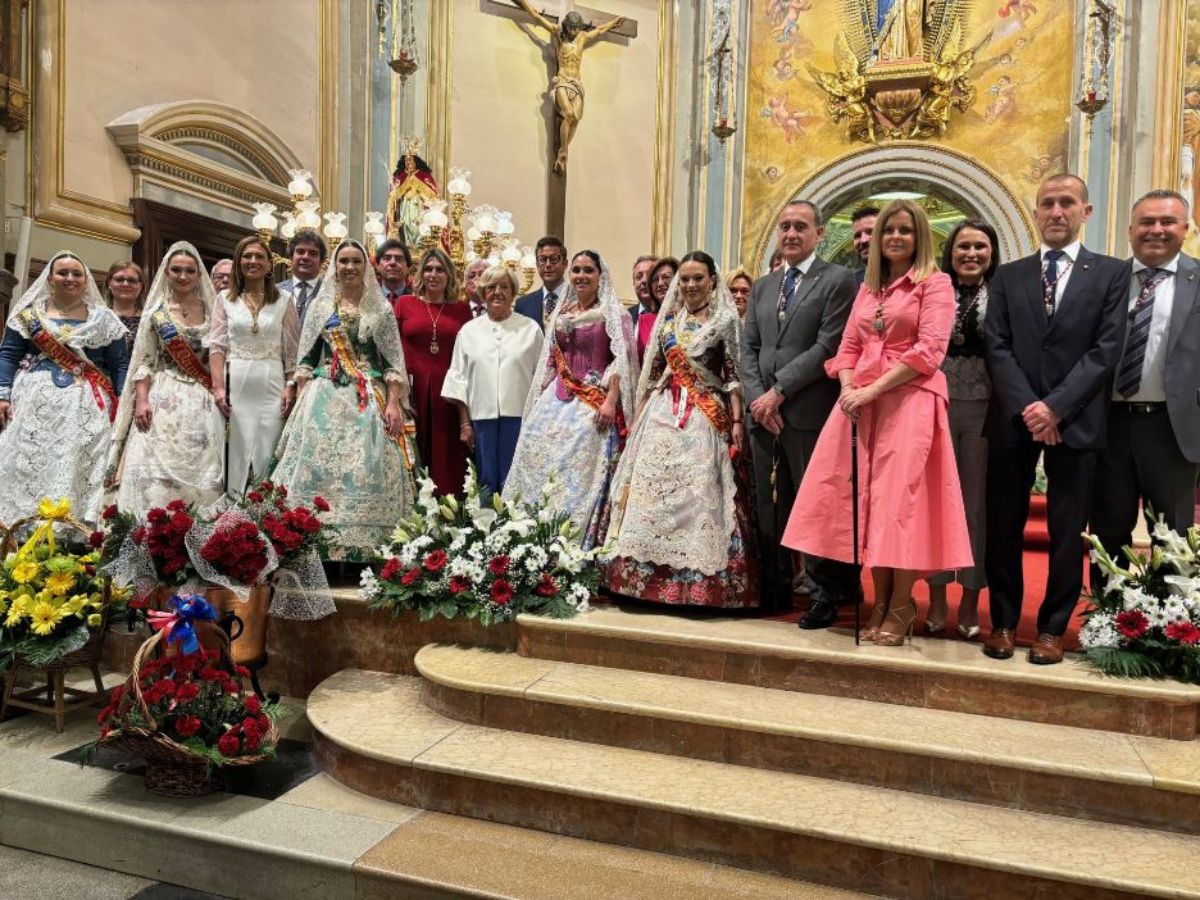 A las 19.00 horas, tendrá lugar la tradicional procesión que concluirá con una gran traca con remate final de fuegos artificiales.