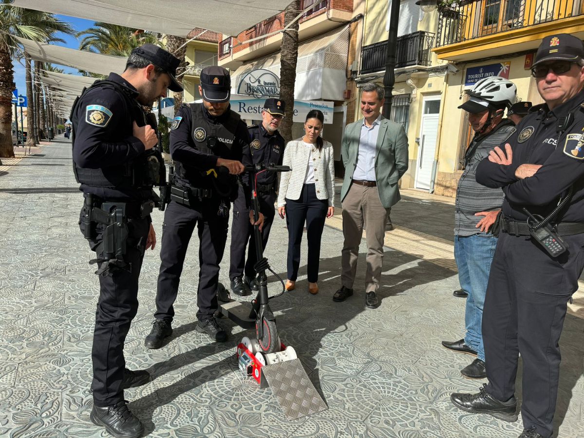 Campaña de vigilancia y control del uso de patinetes eléctricos en el Grao