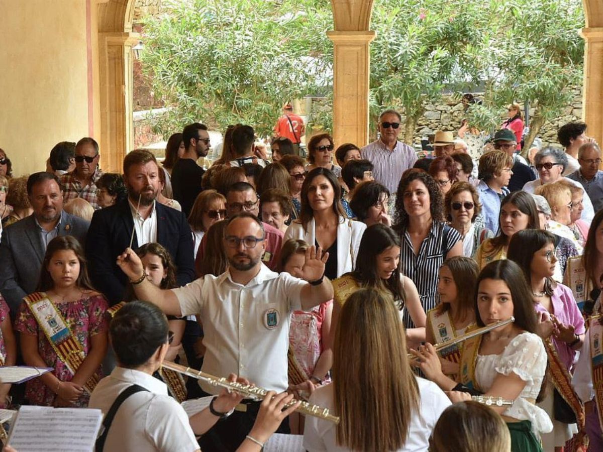 Canet lo Roig celebra las ‘Fiestas de Mayo’ con tradición y toros