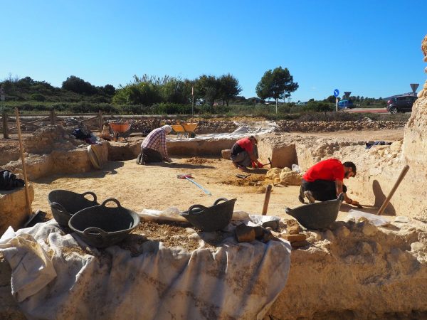 Descubren una pieza arqueológica excepcional en Vilanova d’Alcolea