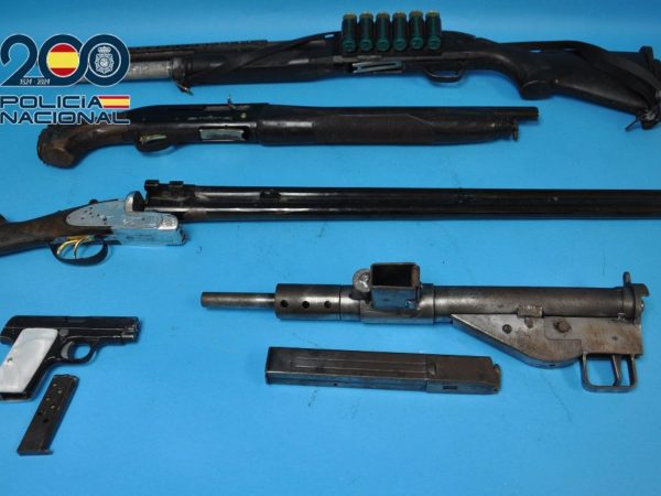 Detenido con un arsenal de armas modificadas y de guerra